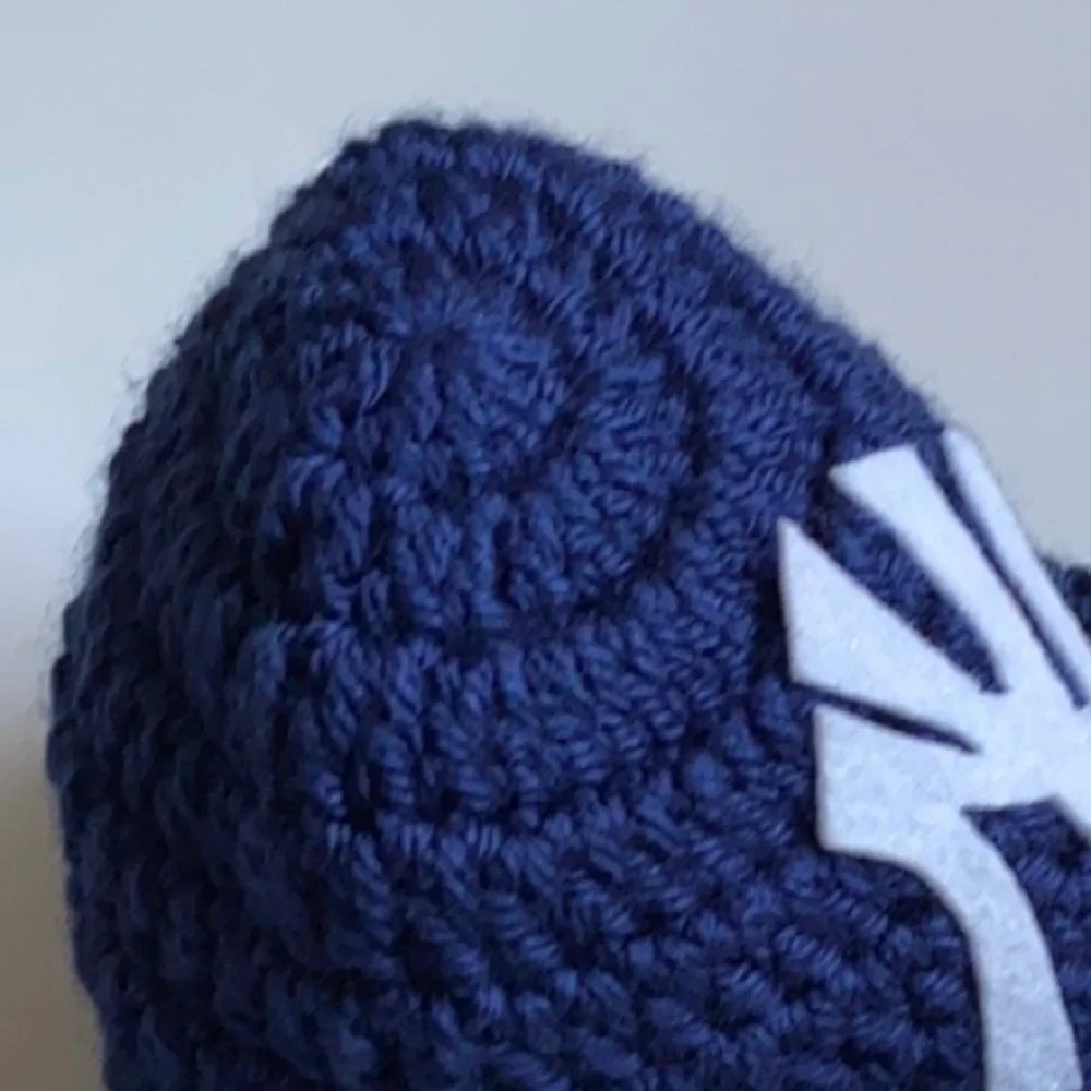 Hand-Knit Newborn New York Yankees Appliqué Bating Helmet Beanie